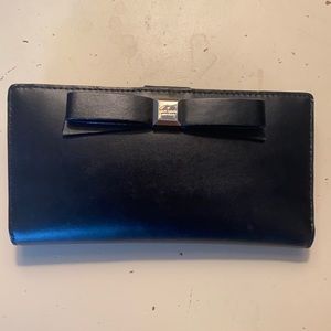 Cute Kate Spade wallet in excellent condition!